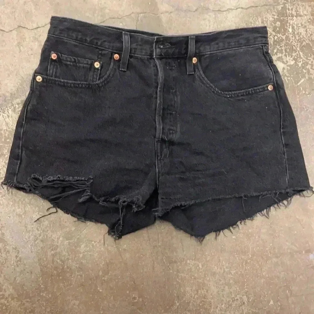 Levi’s 501  black denim shorts
